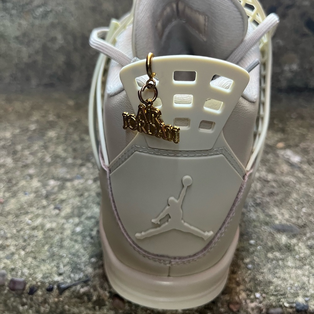 Air Jordan 4 Net - Picture 7 of 10
